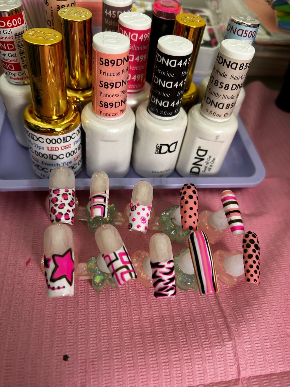 Pink & Black Graphic Press-On Nail Set Y2k